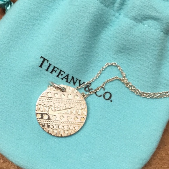 nike women's half marathon tiffany necklace 2019